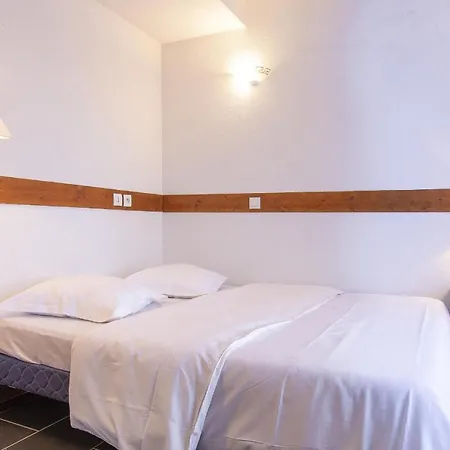 Les Aiguilles De Warens Aparthotel 3*